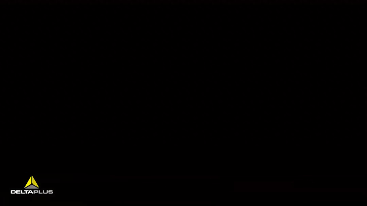 顶级镀铝隔热防护服 最高可抵780度辐射热