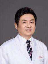 老花镜不能随便配戴，睫状肌会“流泪”