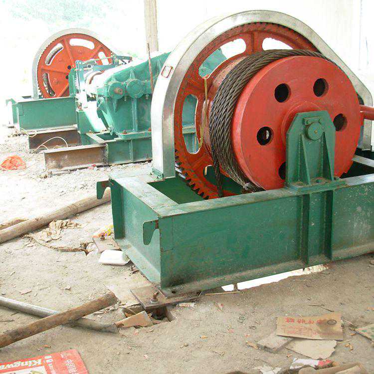 两用螺杆式启闭机