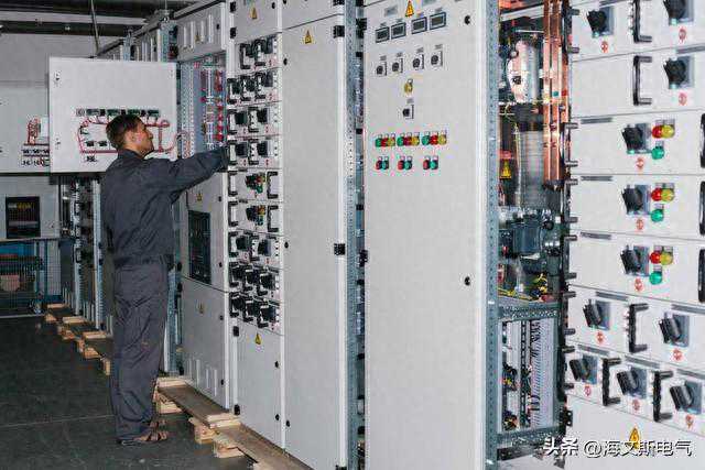 电容补偿柜自动扣除功率因数低怎么办？