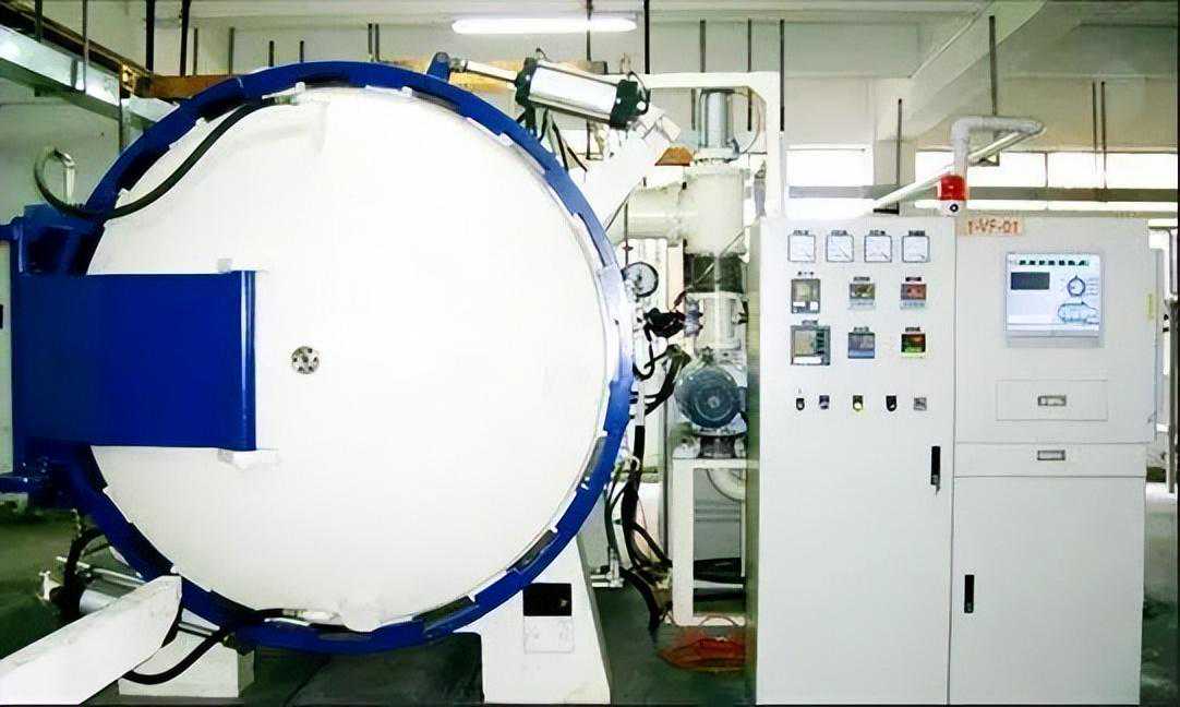 真空热处理炉的工作原理