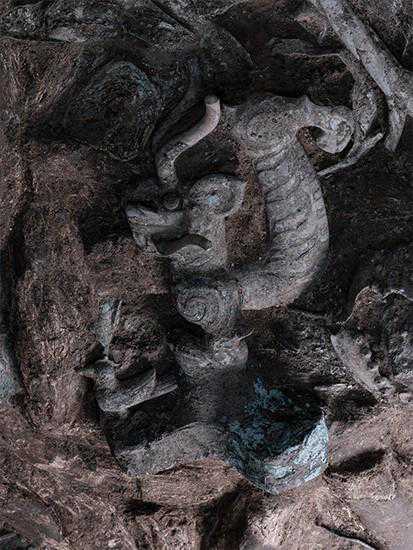 “虎年吉祥物”来了！三星堆发掘现场负责人拆“盲盒”