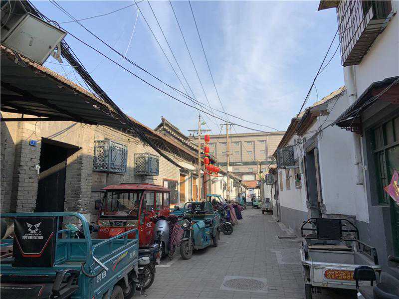 “走街看巷”之金菊巷：百米小巷藏着三家济南老字号