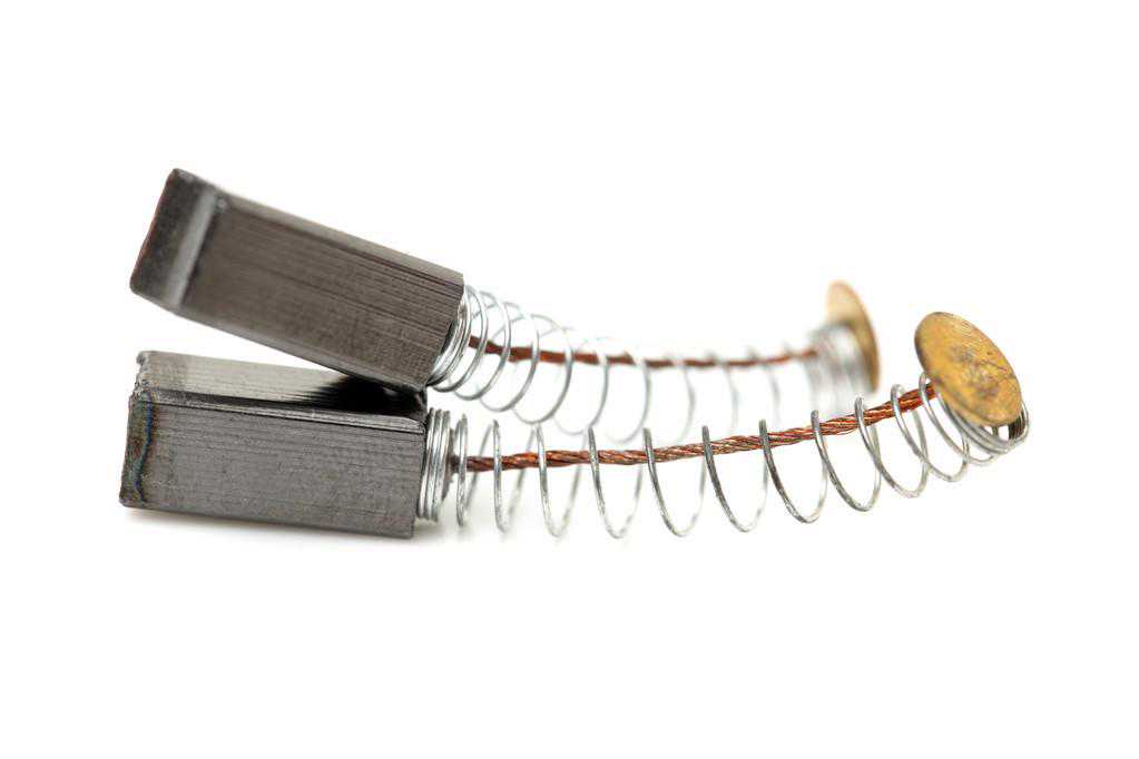 电机的碳刷到底是什么东西，它有什么作用？