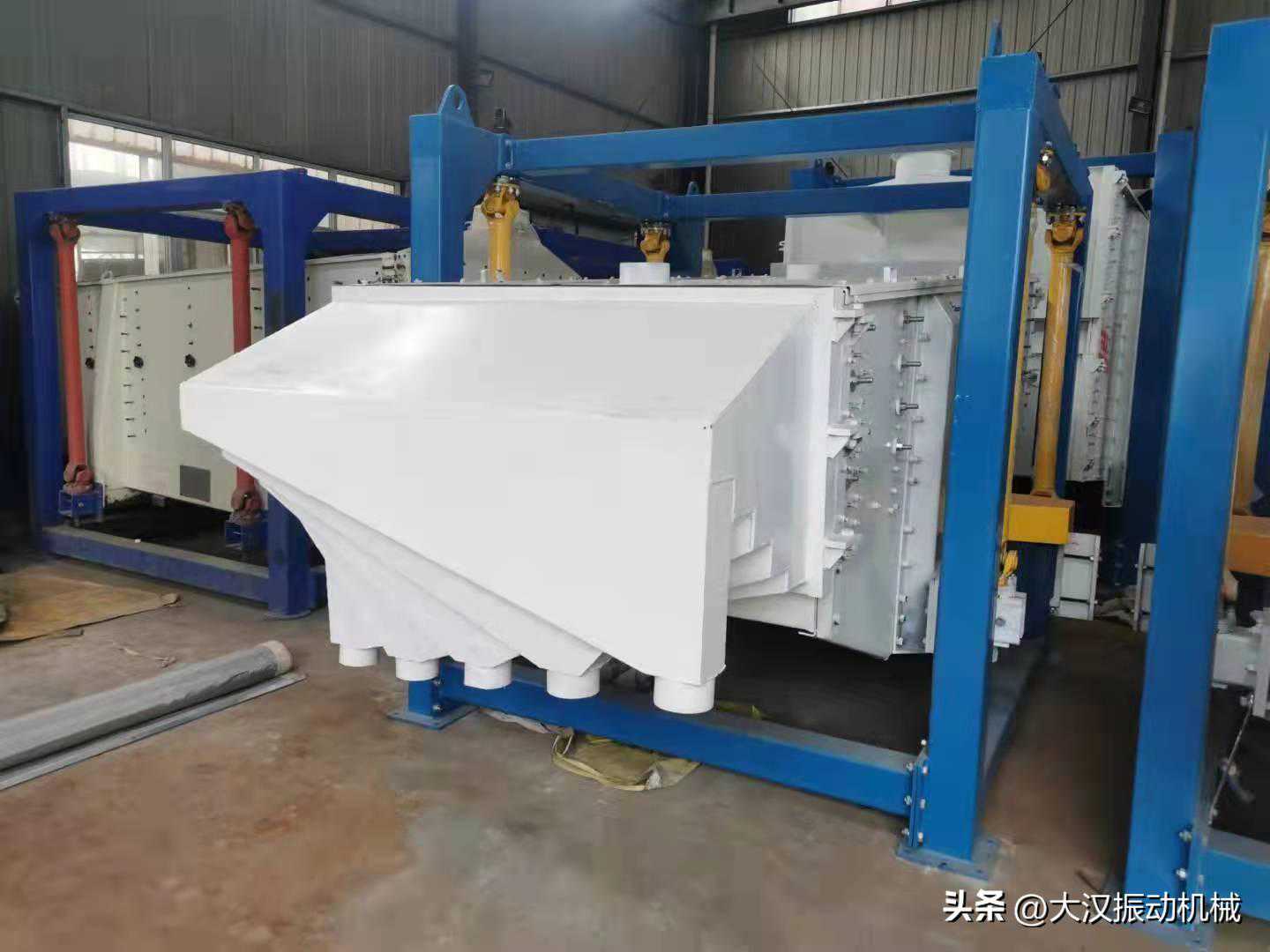 方形摇摆筛是什么？使用场景及原理介绍