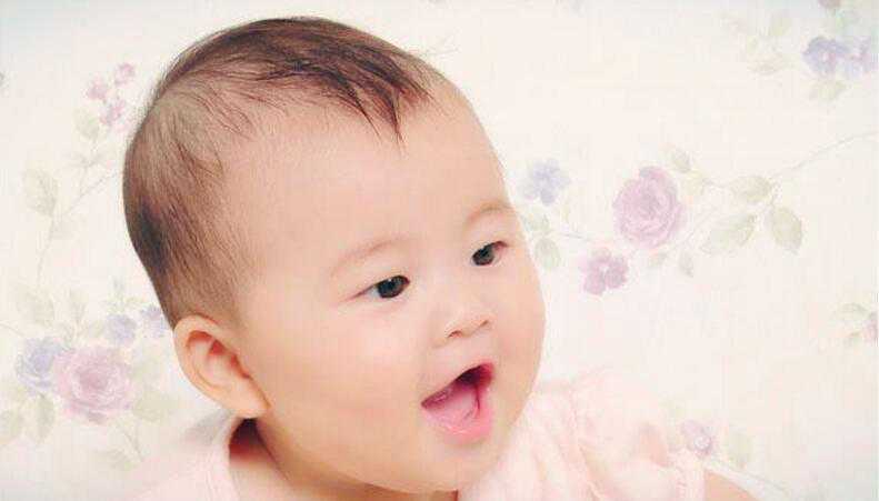 凉凉？出汗也不敢给宝宝吹空调，根本凉不下来