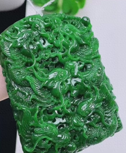 翠辉珠宝春季美翠大抢购”，太超值啦！