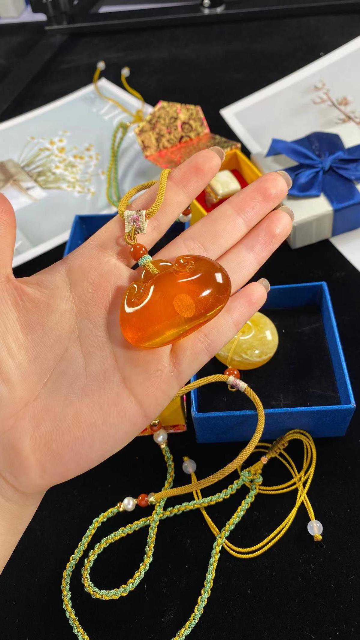 最实用的珠宝直播间灯光布置方法，大小直播间都有哦