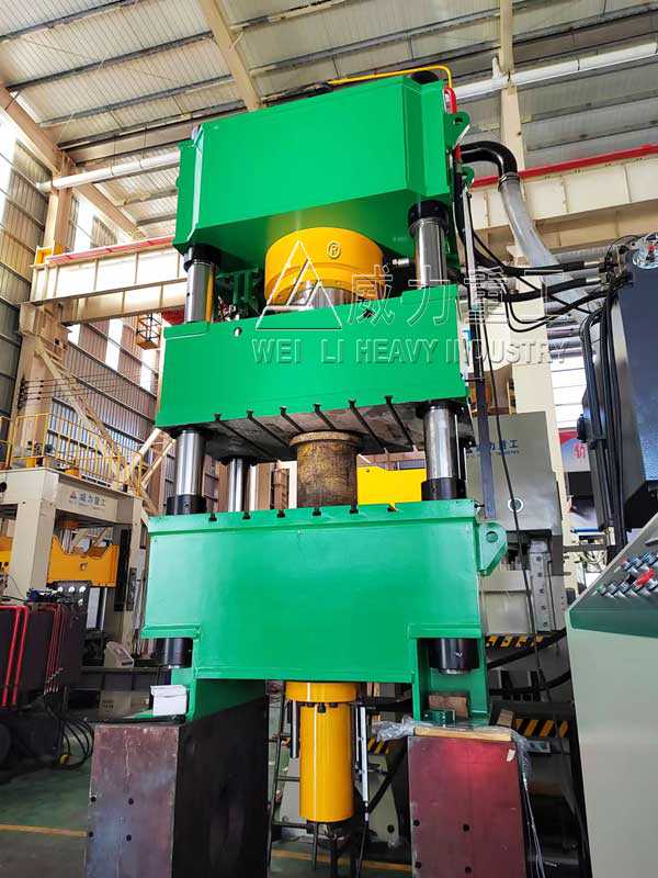 630吨陶瓷粉末成型液压机(三梁四柱)