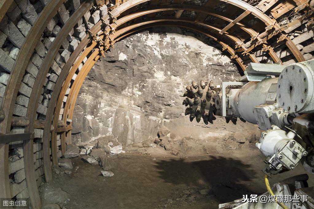 煤矿小常识：什么是采煤机以及操作流程