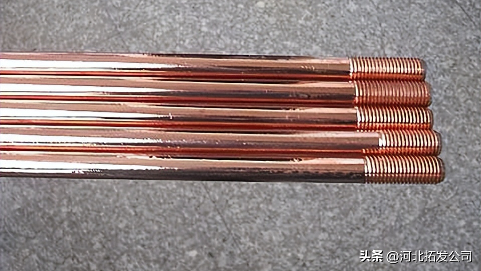 接地棒应该怎么使用？它是在地下还是地上的？