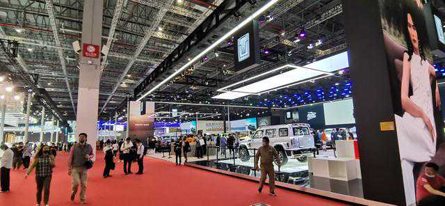 液晶拼接屏的价格怎么计算？一套液晶拼接屏多少钱？