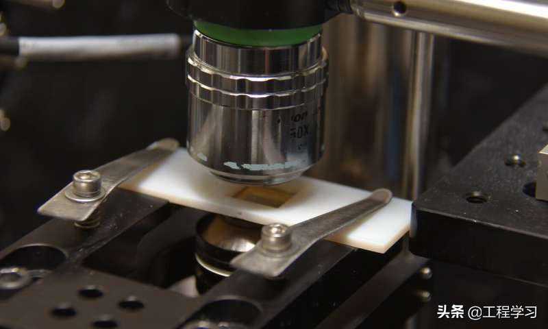 捕获细小颗粒：纳米操作的多功能工具