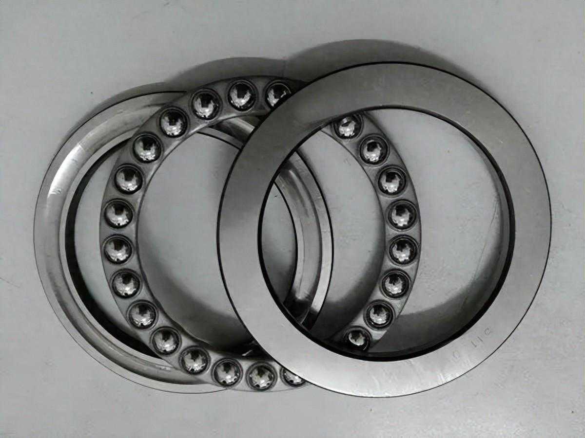 推力球轴承的结构及特性是什么？