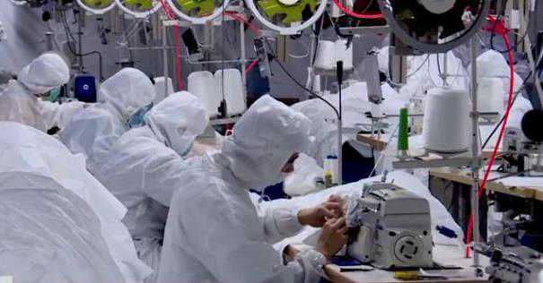 智能产线+无菌车间，赢家时尚赶制防护服支持抗疫