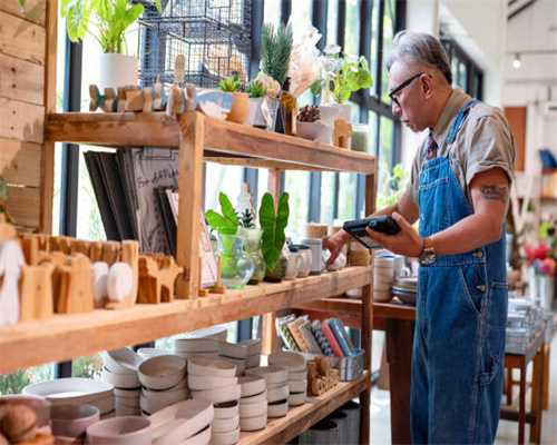 沉睡13年的喷泉“活了”